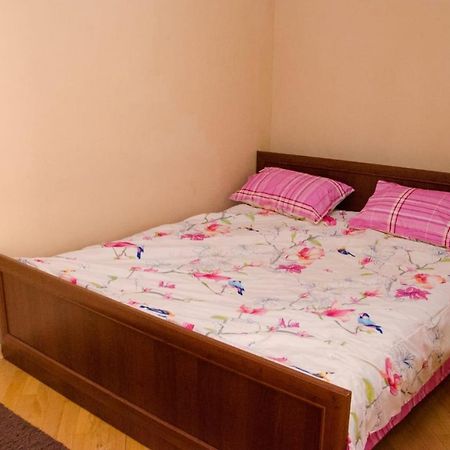 Svobody Avenue Apartment Лвив Екстериор снимка