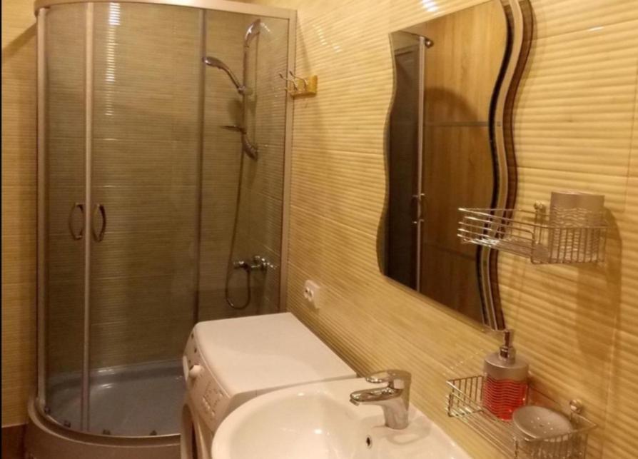 Svobody Avenue Apartment Лвив Стая снимка