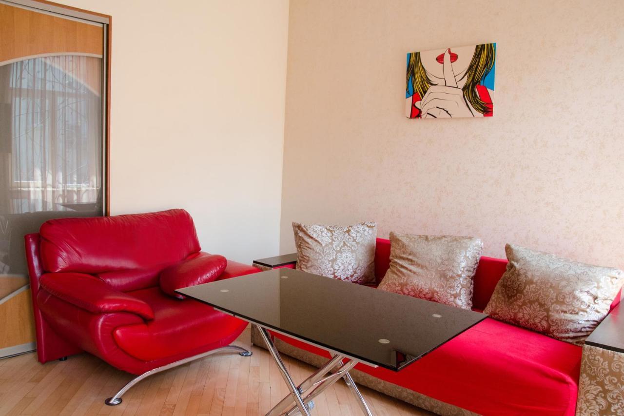 Svobody Avenue Apartment Лвив Екстериор снимка